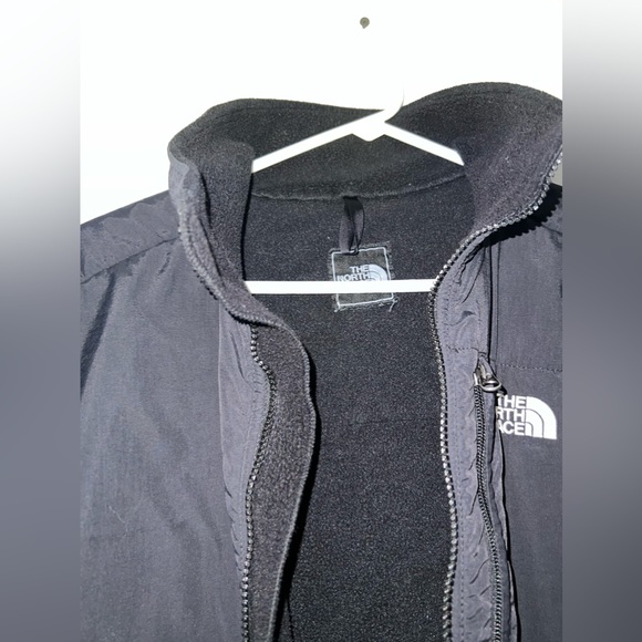 North face women’s fleece jacket - Picture 3 of 4